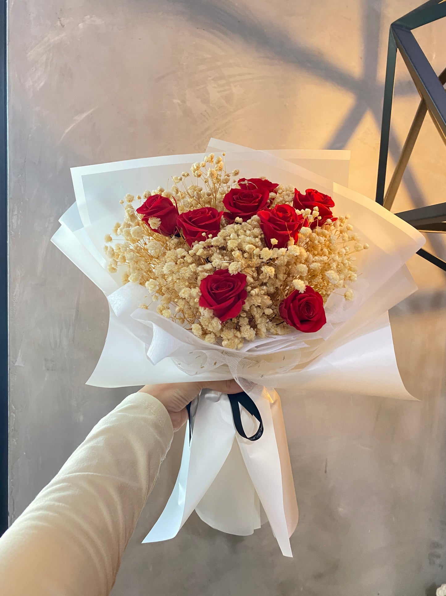 Preserved Baby Breath + Roses with White Wrapping Bouquet- M size