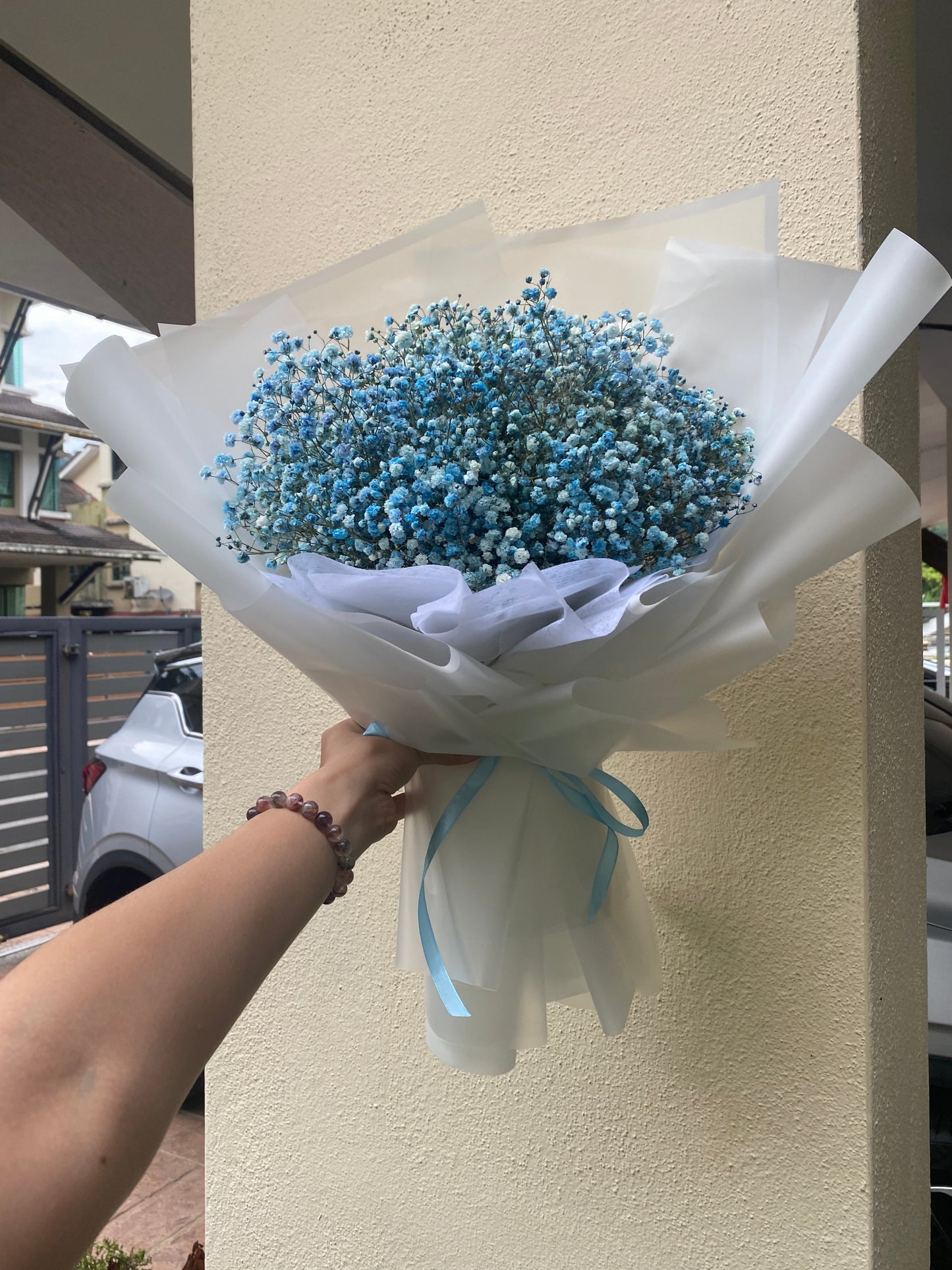 Blue Baby Breath With White Wrapping - M size