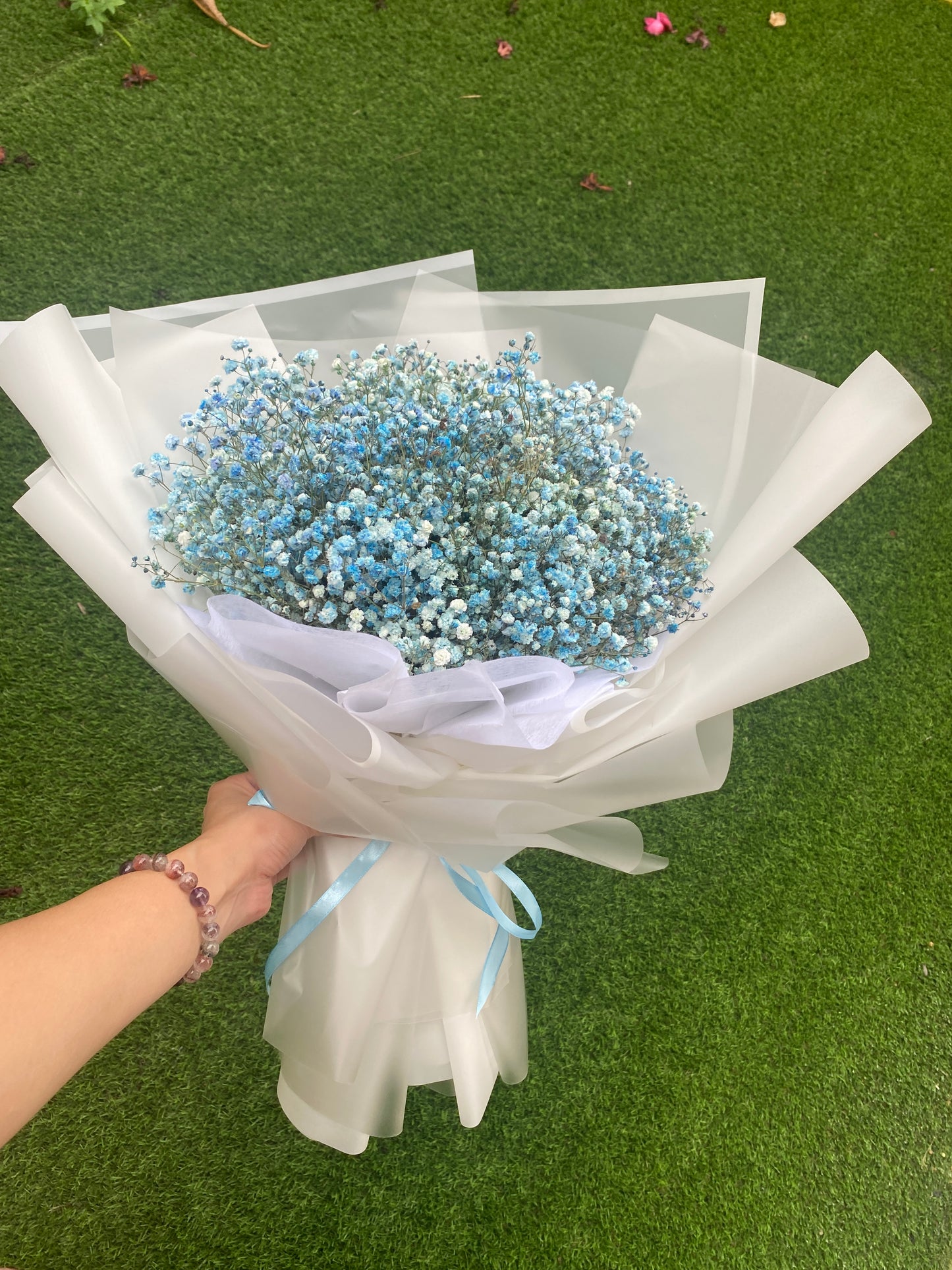 Blue Baby Breath With White Wrapping - M size