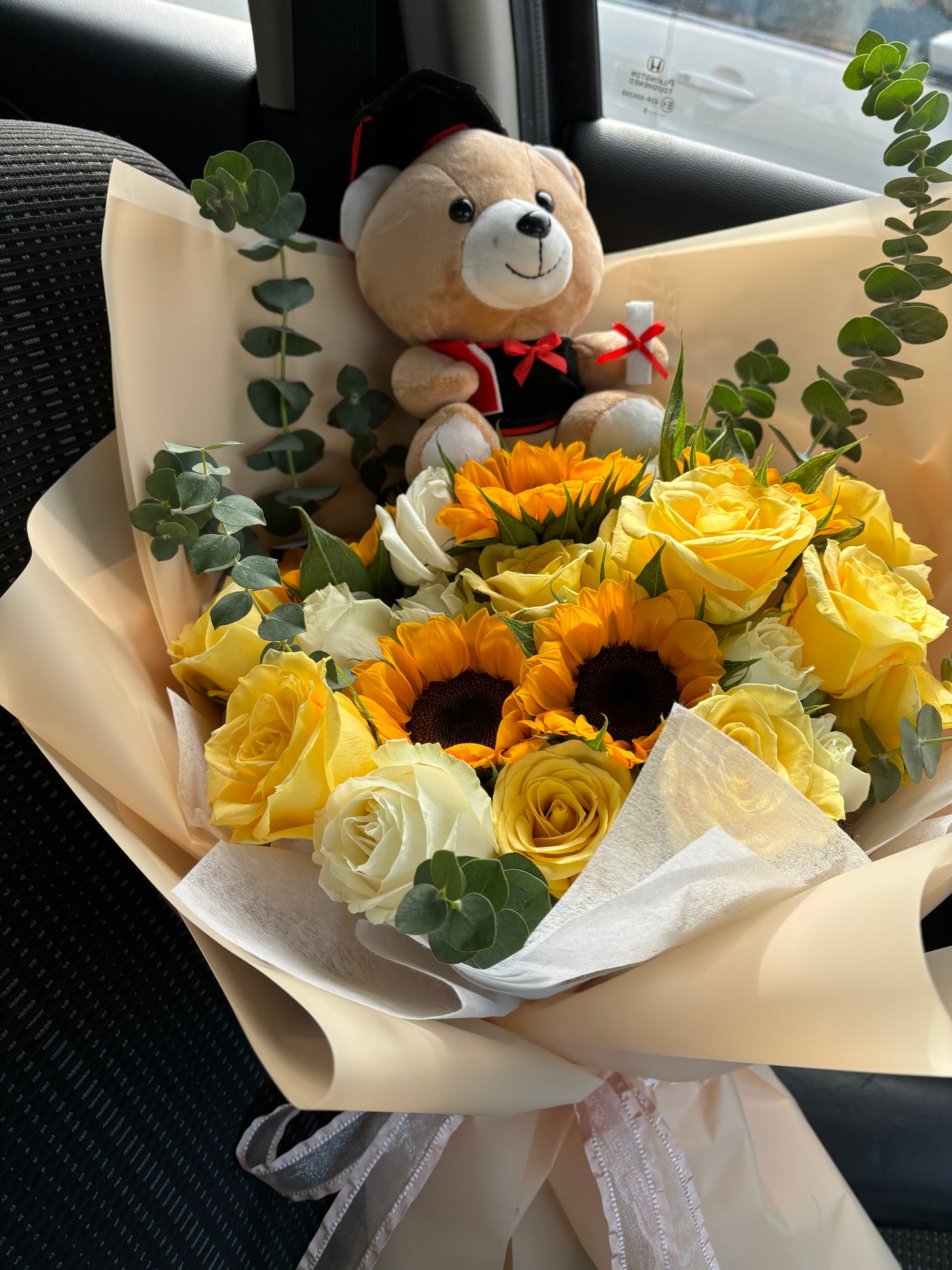 Graduation Sunshine Bouquet