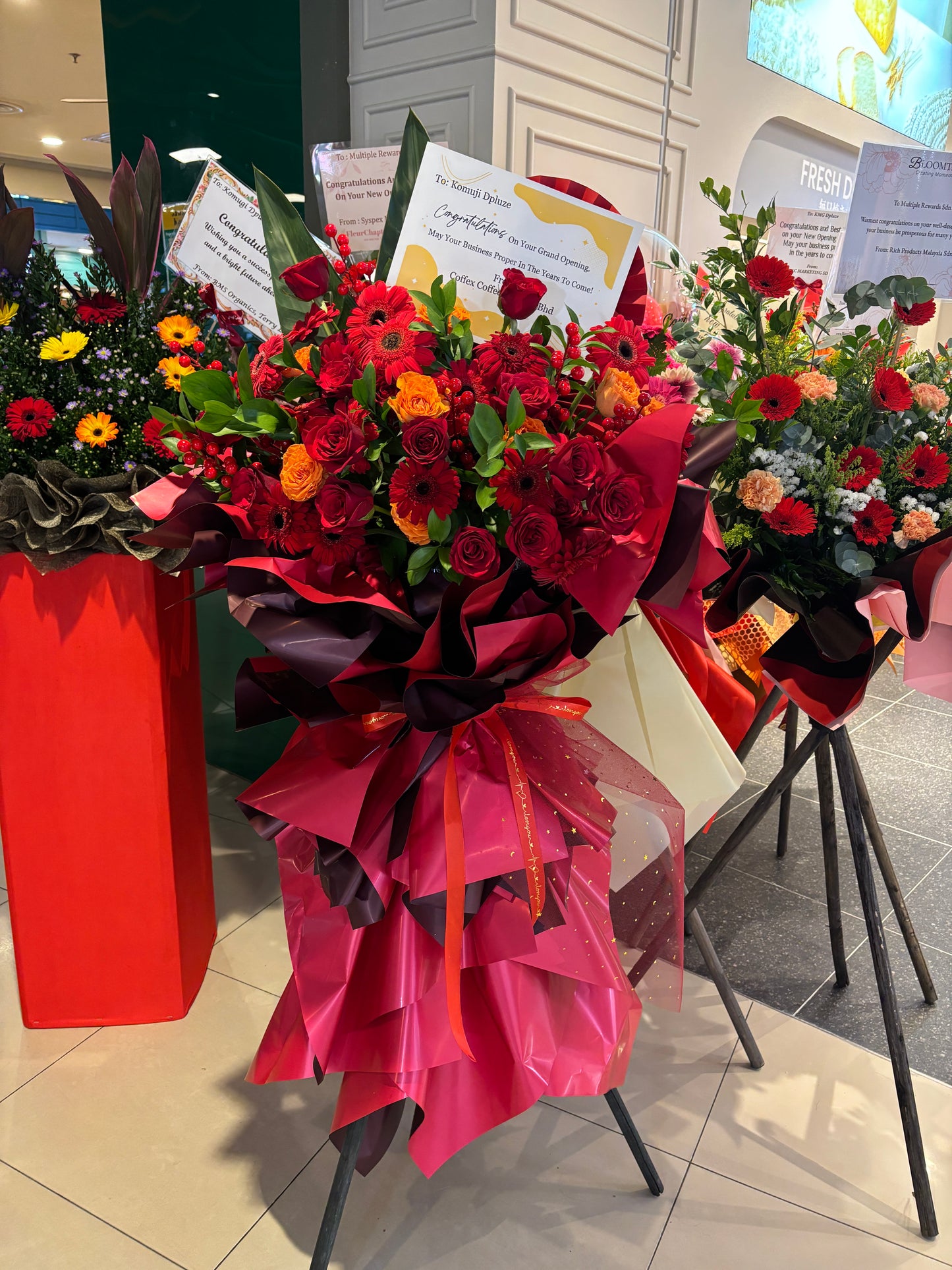 Opening Flower Stand | Fresh Flower