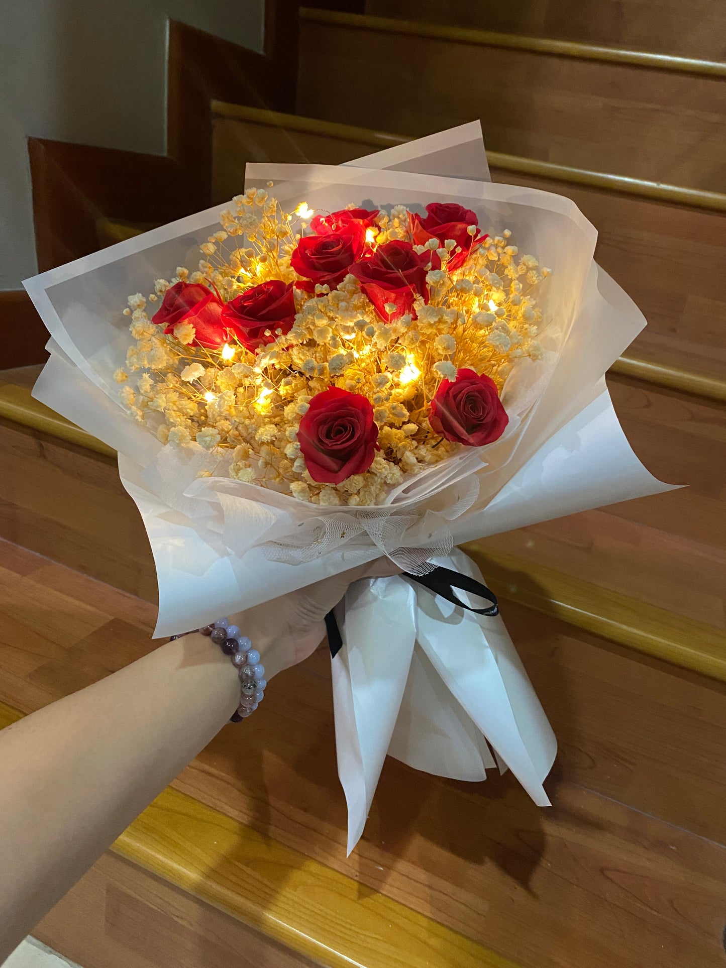 Preserved Baby Breath + Roses with White Wrapping Bouquet- M size