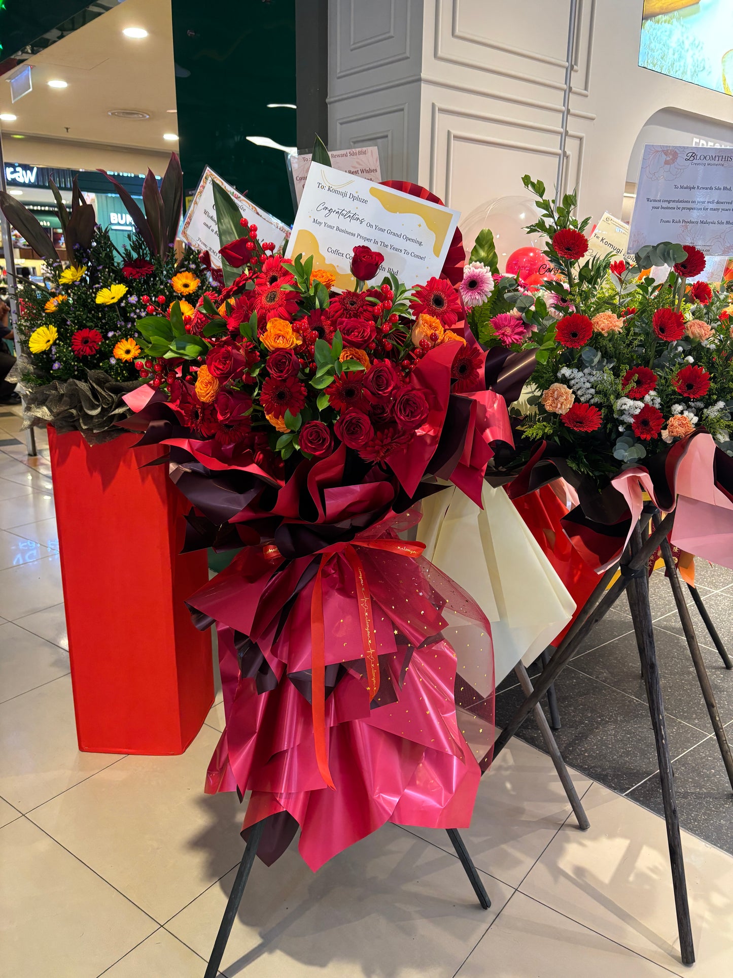 Opening Flower Stand | Fresh Flower