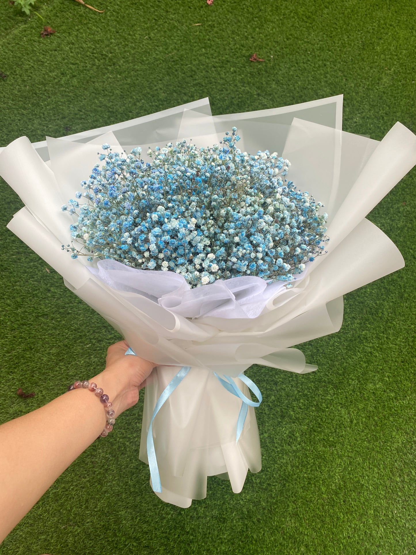 Blue Baby Breath With White Wrapping - M size