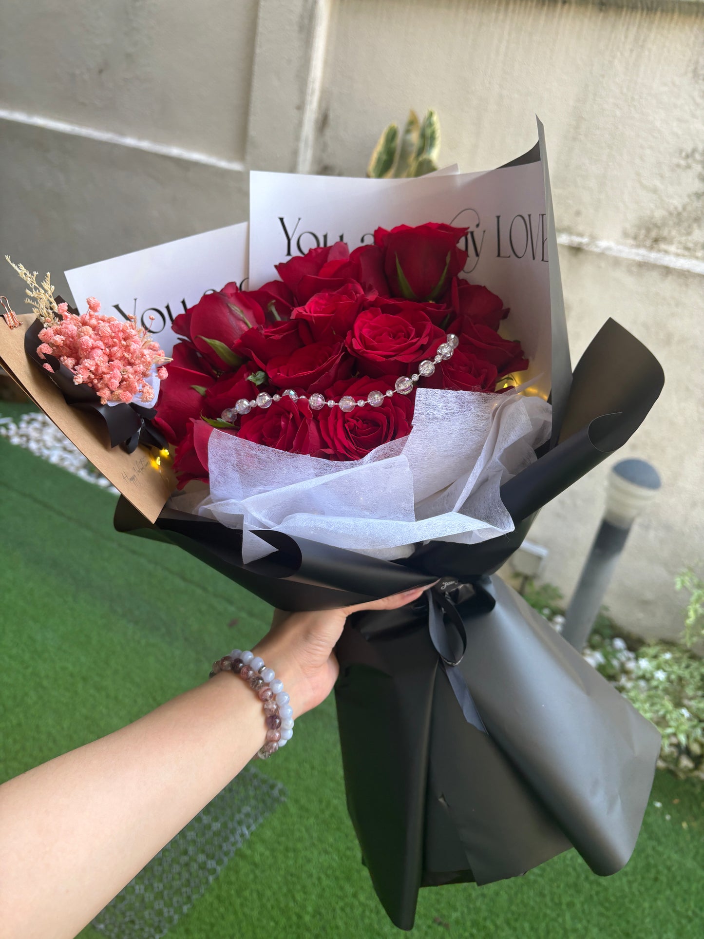 Red Roses Bouquet - Fresh Flowers