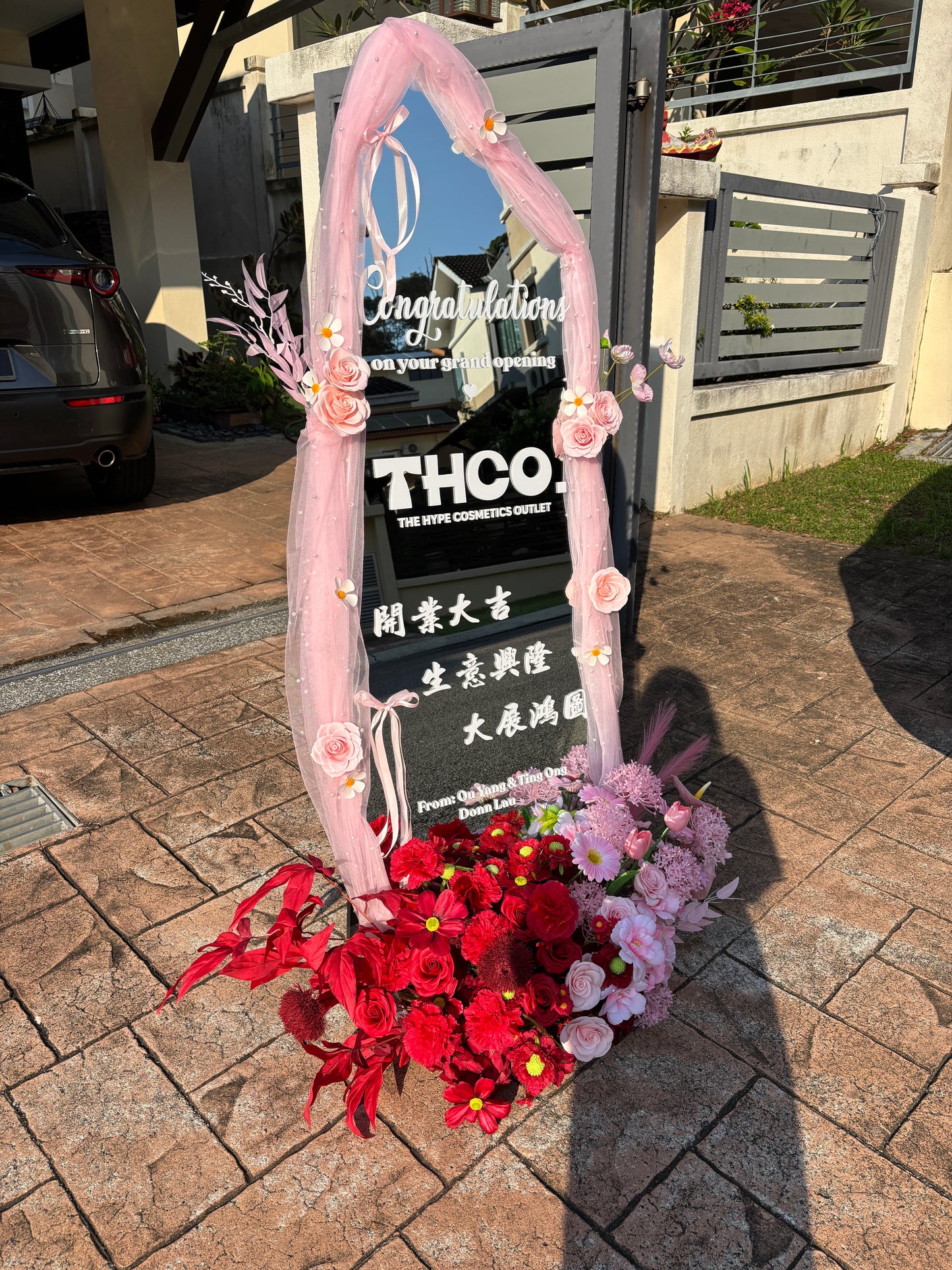 Opening Big Mirror Flower stand