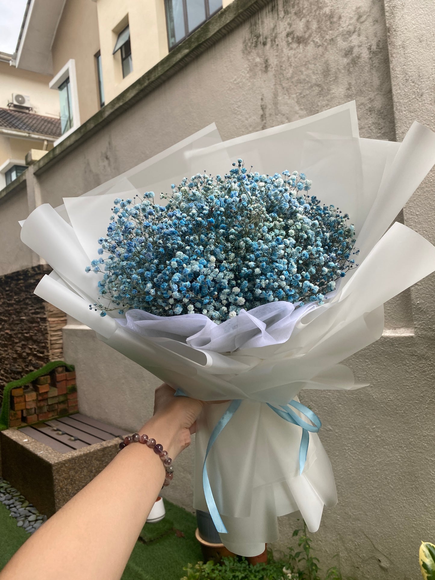 Blue Baby Breath With White Wrapping - M size