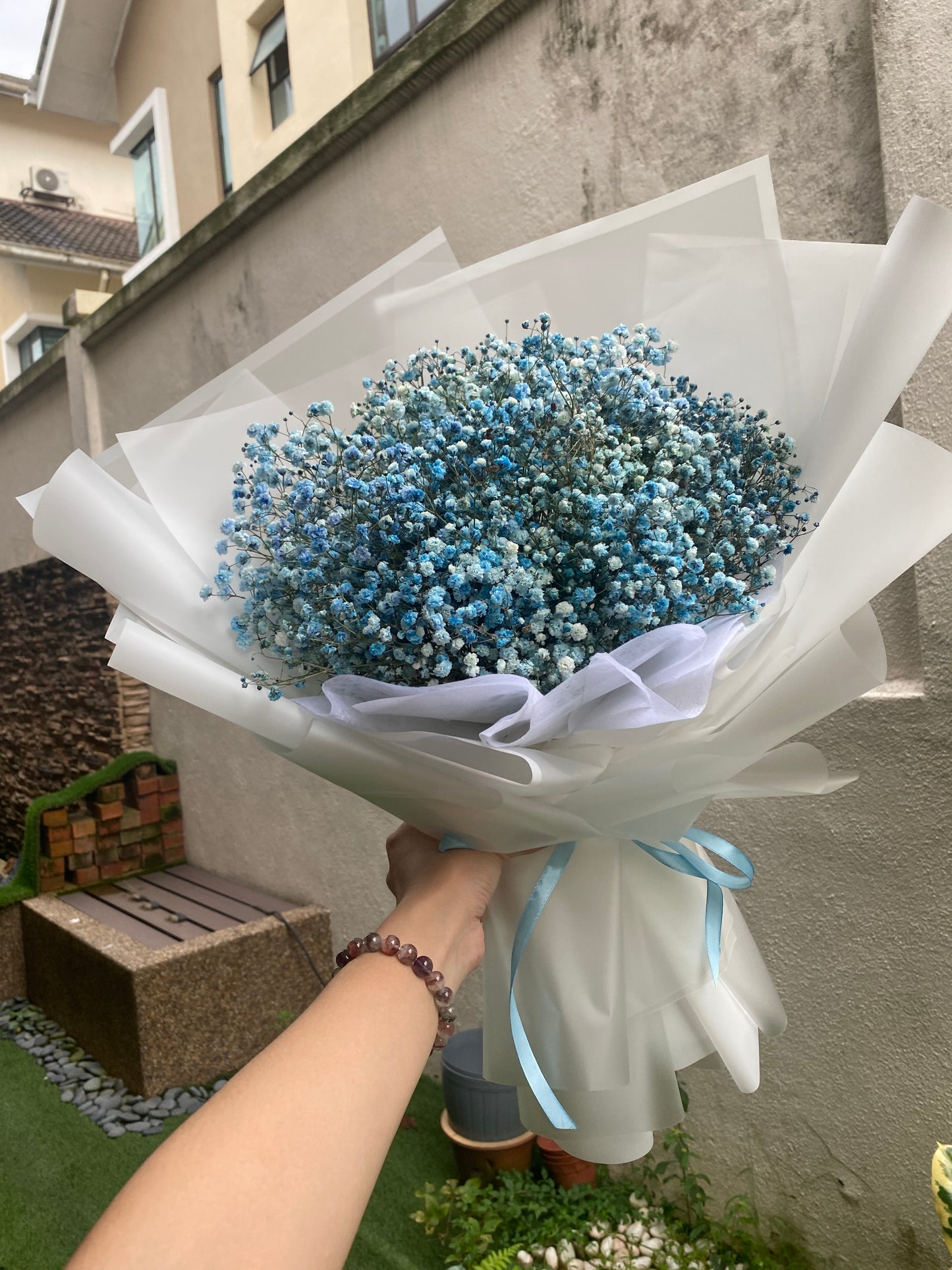 Blue Baby Breath With White Wrapping - M size
