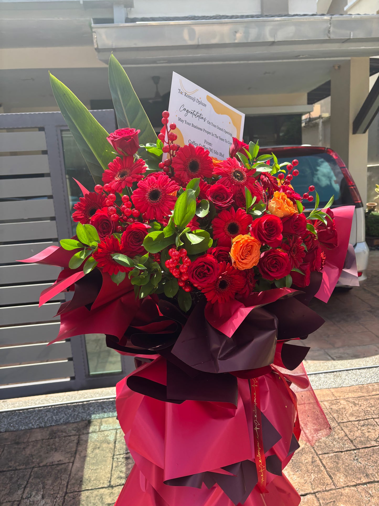 Opening Flower Stand | Fresh Flower