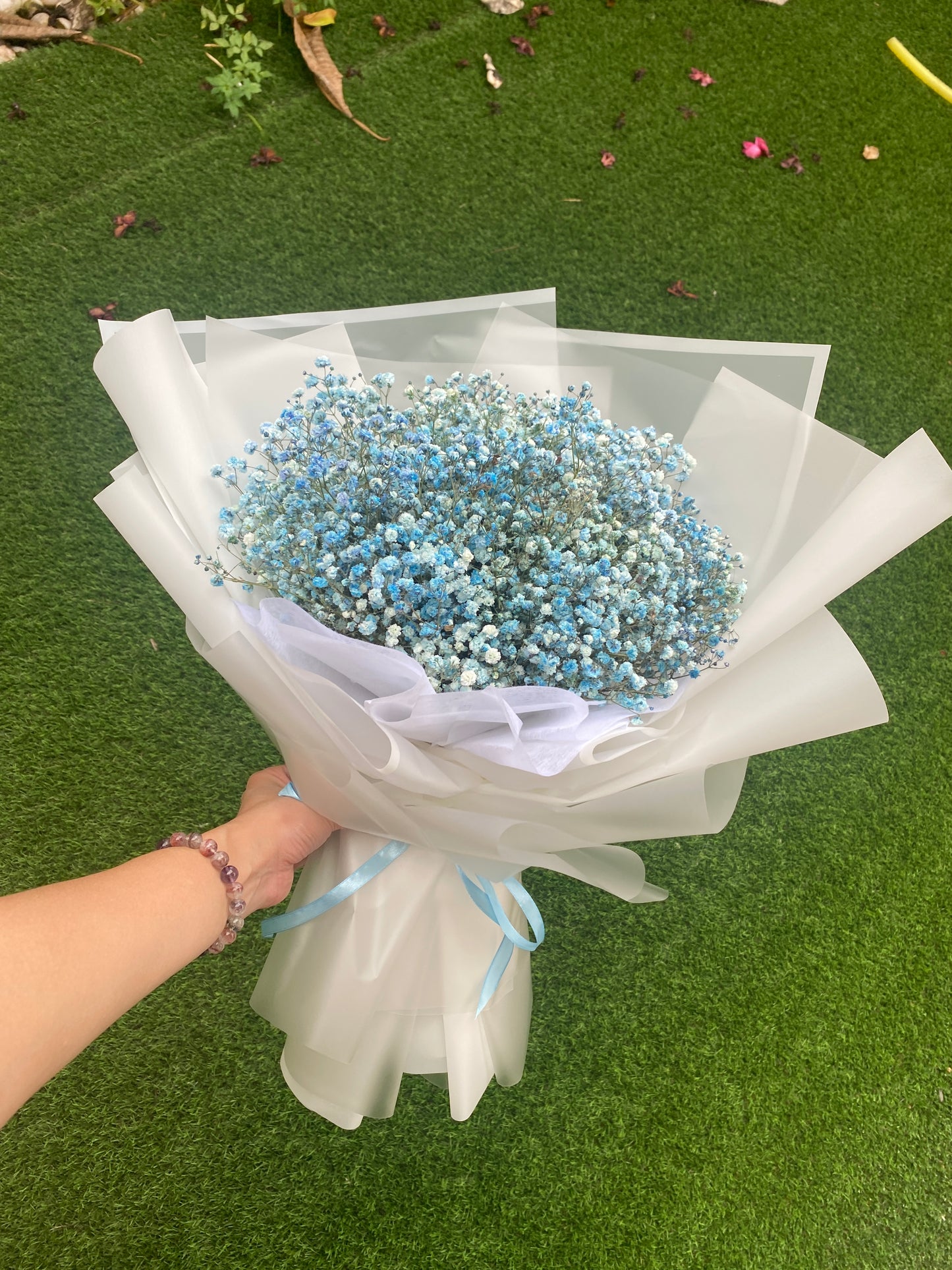 Blue Baby Breath With White Wrapping - M size