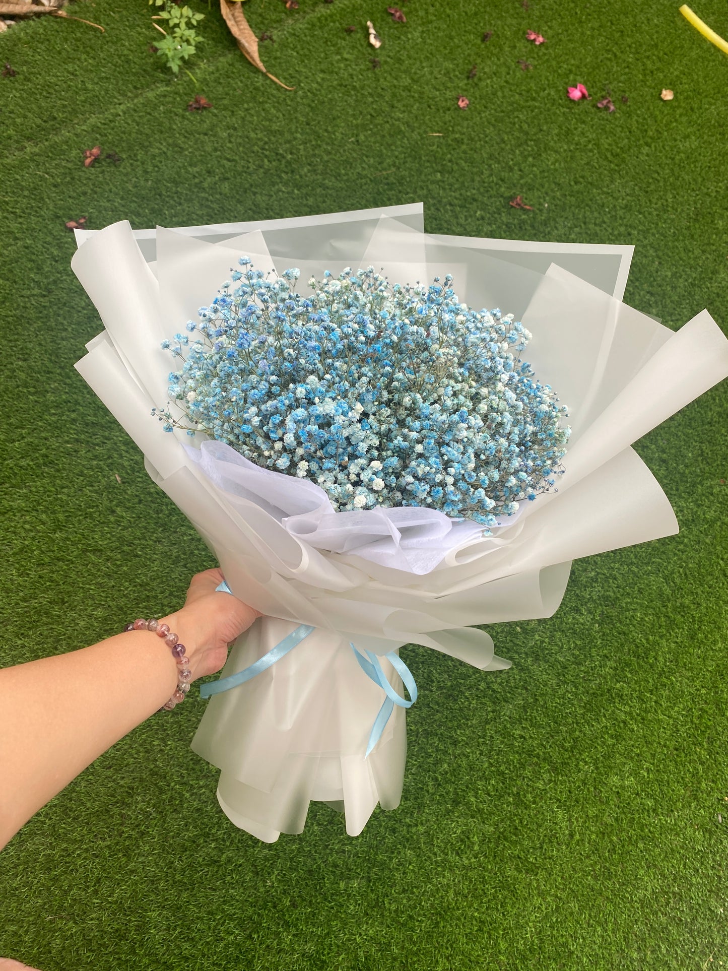 Blue Baby Breath With White Wrapping - M size