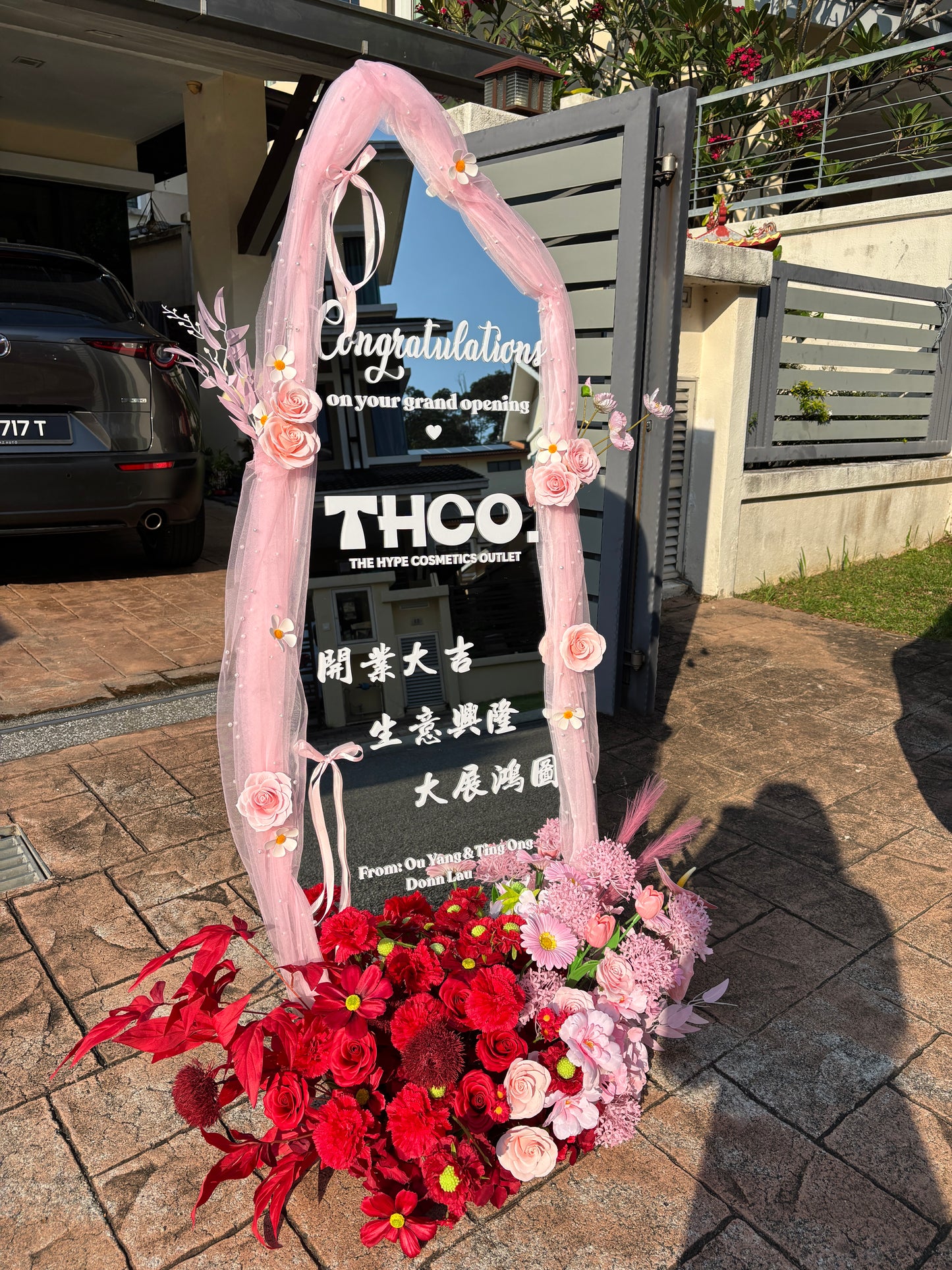 Opening Big Mirror Flower stand