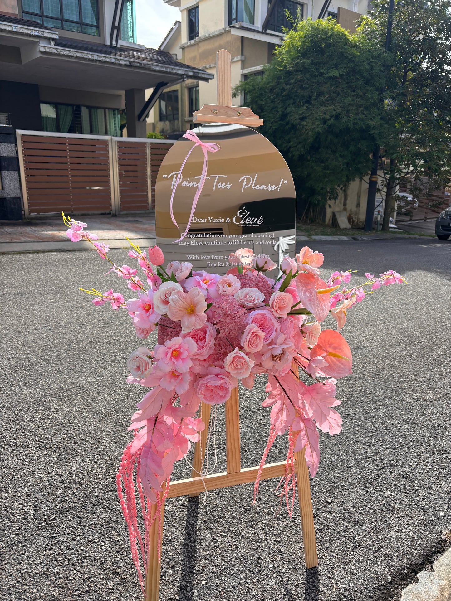 Opening Mirror Stand with Flower Arrangement