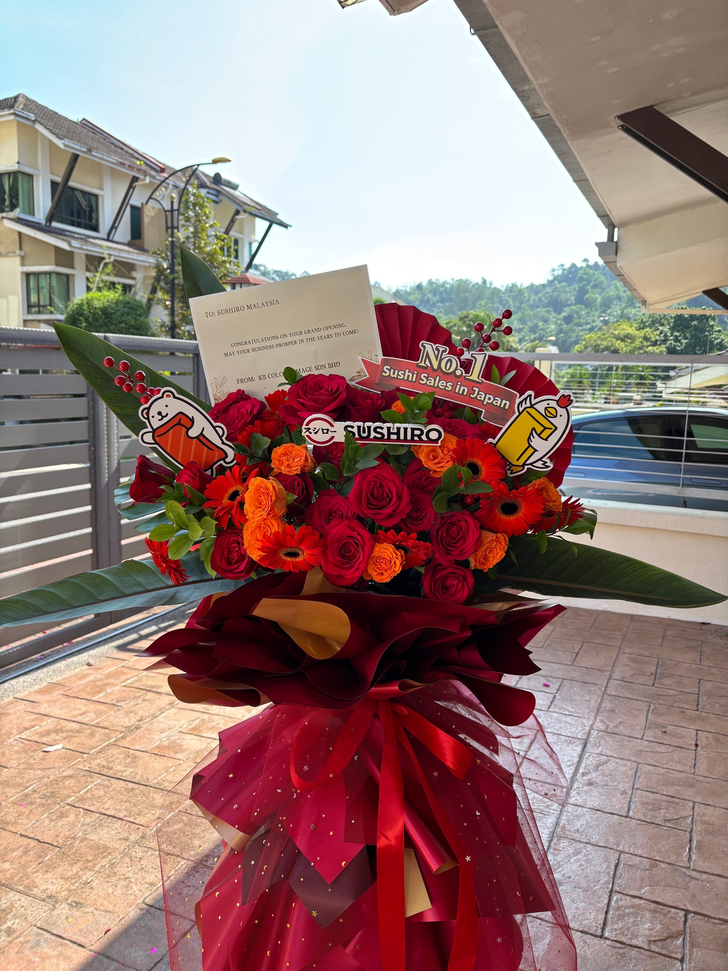 Opening Flower Stand - With Cartoon Pops
